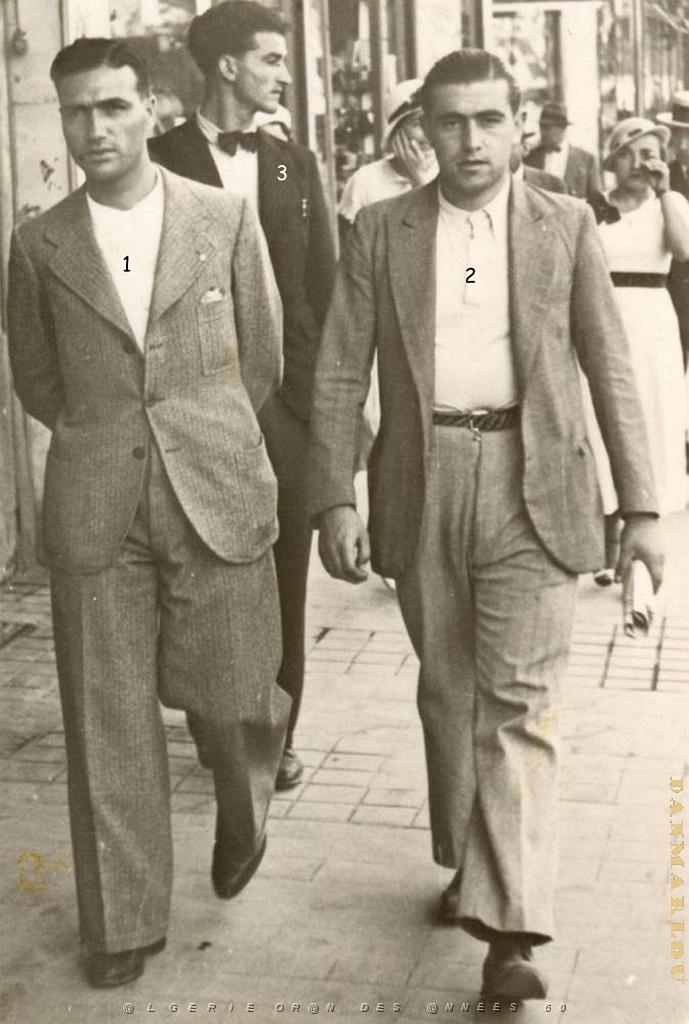 ROGER BRAQUESSAC 1935 ET SON AMI MATEO.JPG